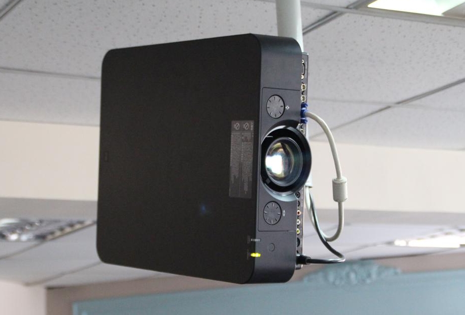 工程投影机 工程投影机