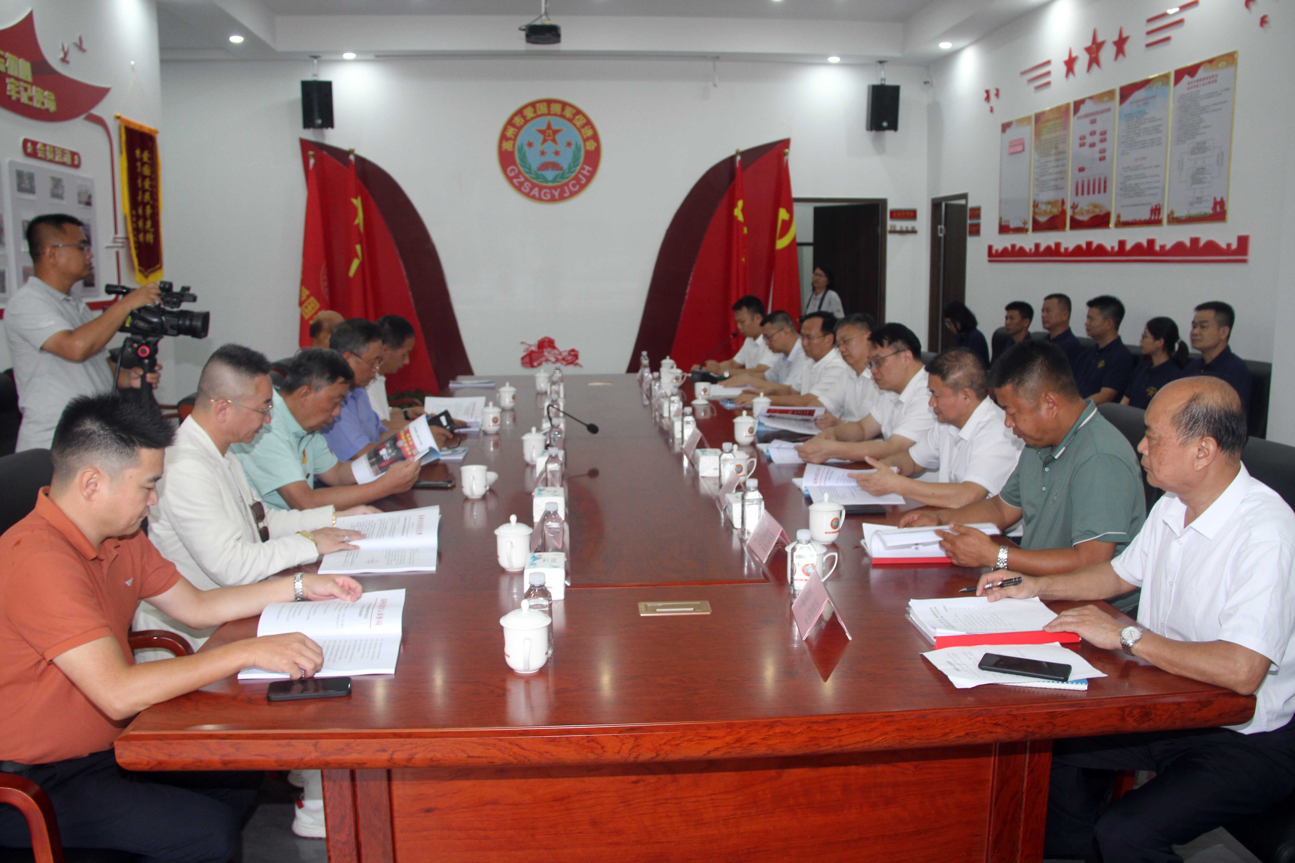 凰津光電總裁會議合影 凰津光電總裁會議合影