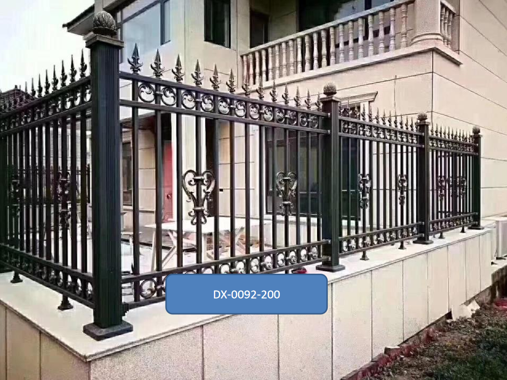 贵州铝艺护栏/锌钢护栏厂家-锌钢护栏和铝艺护栏怎么选？